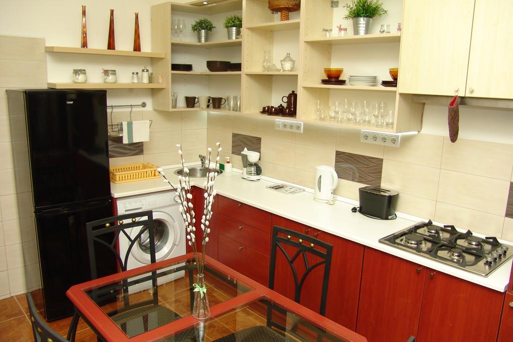 Romantic Centrum Apartman بودابست المظهر الخارجي الصورة