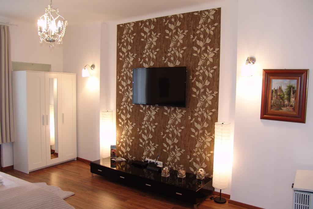 Romantic Centrum Apartman بودابست المظهر الخارجي الصورة